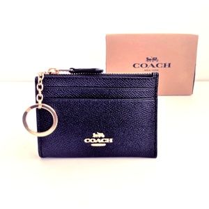 ✨NWT Coach Mini Skinny ID Case Black